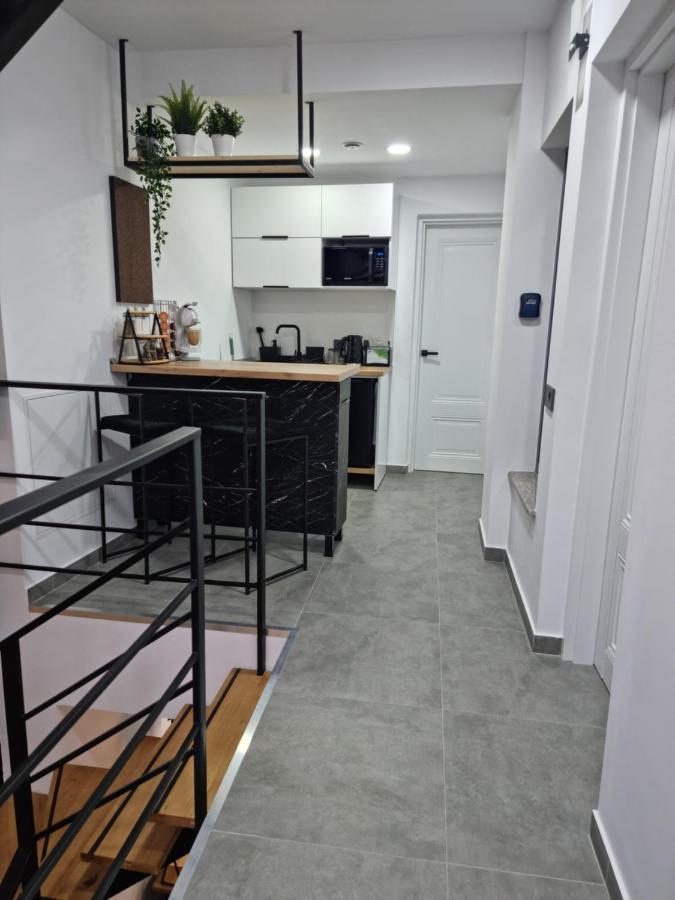 Casa Chiper - Apartament Etaj 1 Braşov Exterior foto